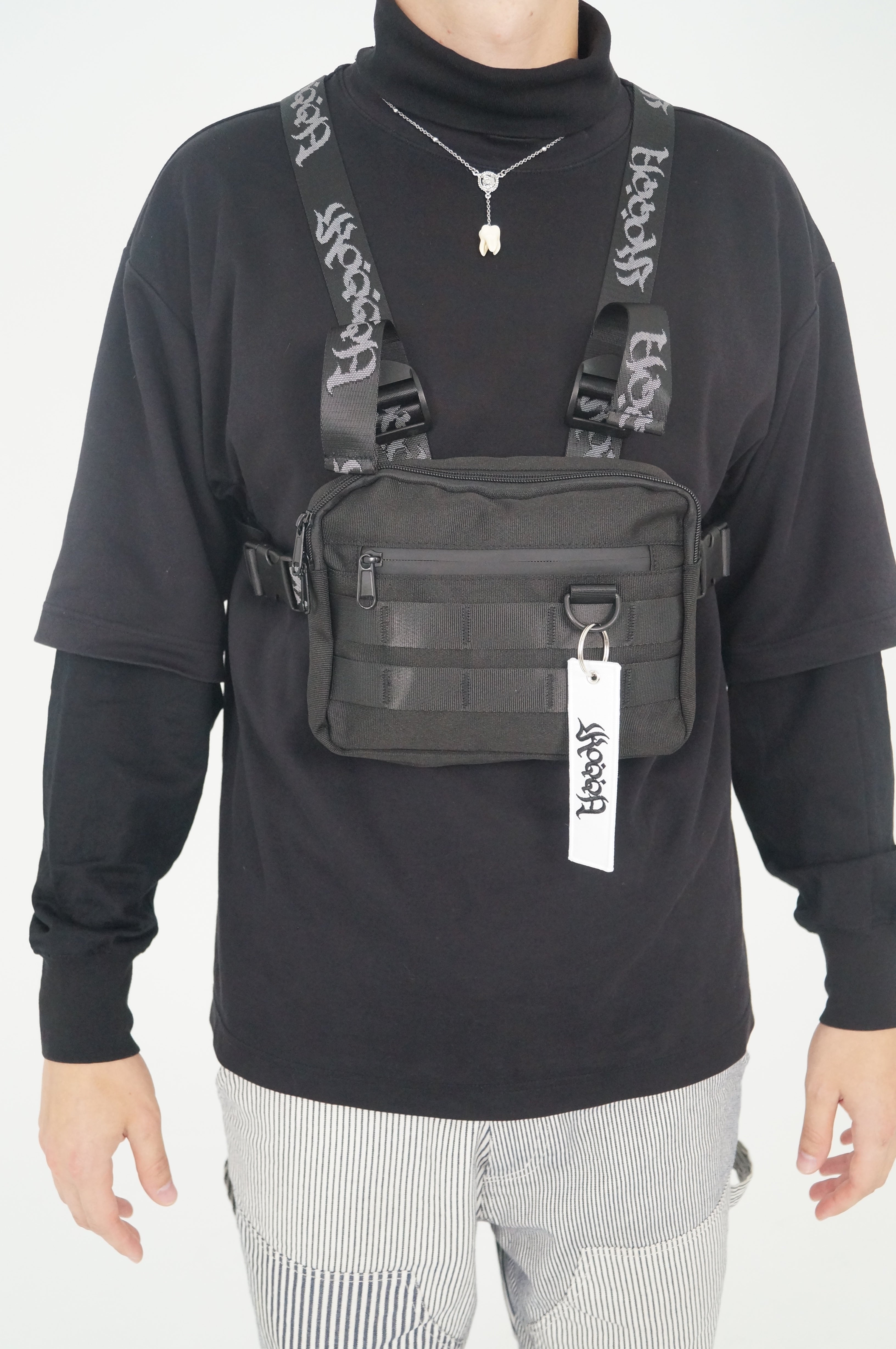 Urban outfitters hot sale chest rig